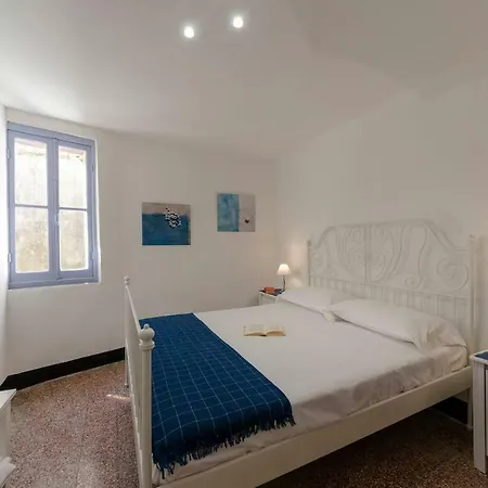 Joivy Spacious 2 Bedroom Apt With Terrace At The Heart Of The *