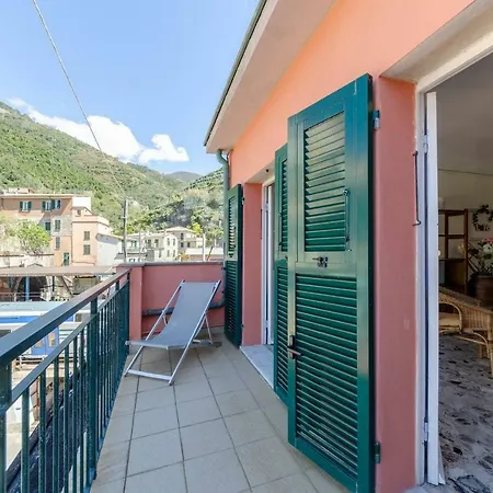Joivy Spacious 2 Bedroom Apt With Terrace At The Heart Of The * Vernazza