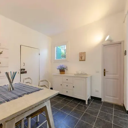 Joivy Spacious 2 Bedroom Apt With Terrace At The Heart Of The * Vernazza